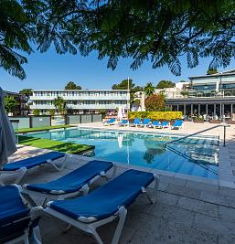 Photo gallery of Aparthotel Comtat Sant Jordi