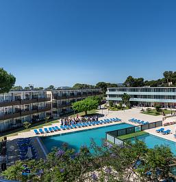 Photo gallery of Aparthotel Comtat Sant Jordi